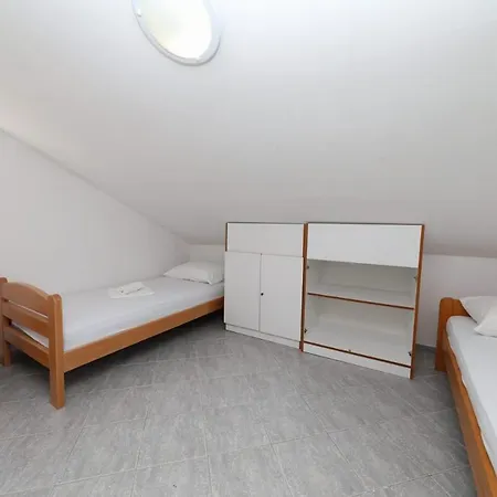 Appartamento Seaside With A Swimming Pool Okrug Donji, Ciovo - 5244