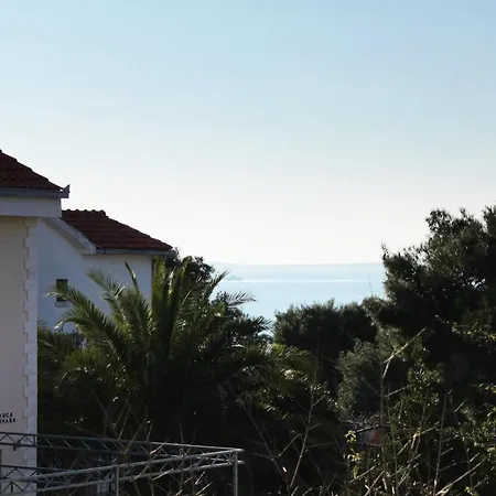 דירה Seaside With A Swimming Pool Okrug Donji, Ciovo - 5244